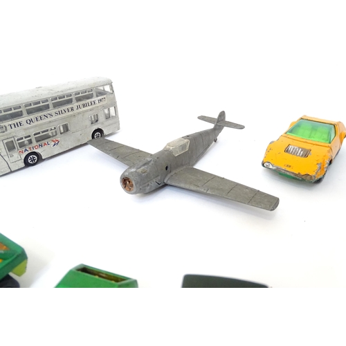 497 - Toys: A quantity of die cast scale model vehicles to include a Lesney Matchbox Merryweather Fire Eng... 