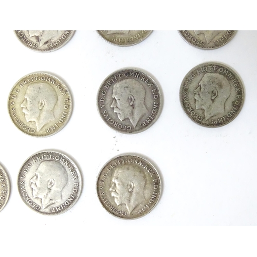 518 - Coins : twenty three George V threepence / 3d pieces (23)