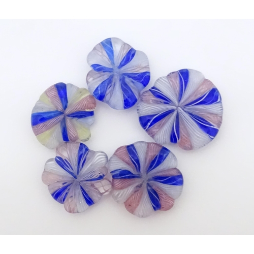 563 - Five end of day glass roundels with clear, pink, blue clear detail. Largest approx.1 1/2