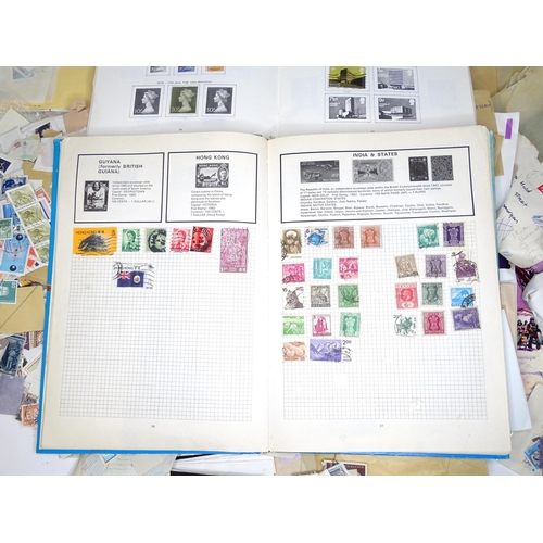 795 - Stamps / Postal History : A quantity of assorted stamps to include British, Commonwealth and Worldwi... 