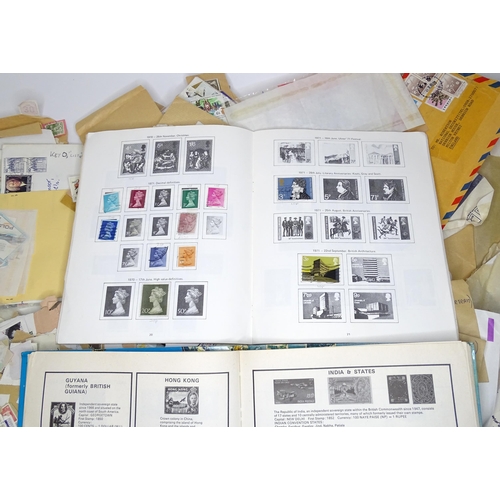 795 - Stamps / Postal History : A quantity of assorted stamps to include British, Commonwealth and Worldwi... 