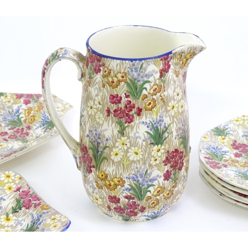 163 - A quantity of Royal Winton tea wares in the Marguerite pattern to include cups, saucers, milk jug, s... 