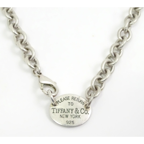 558 - Two chain necklaces in the Tiffany style. The longest approx. 16