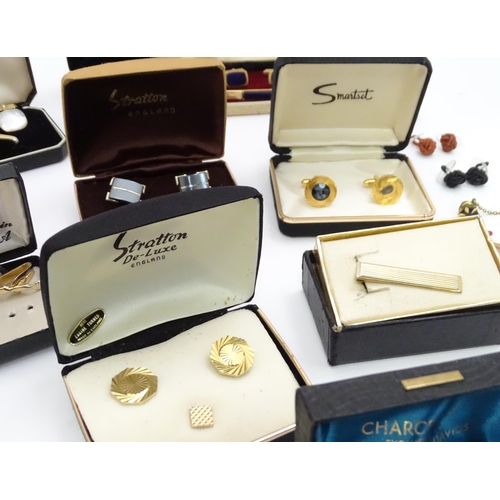 574 - A large quantity of assorted cufflinks and tie pins, to include examples by Stratton, Swank, Saville... 