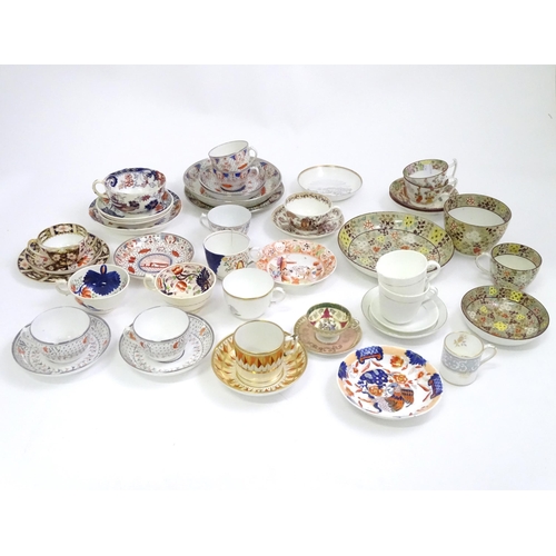 857 - A quantity of assorted 19thC and later tea / coffee wares to include tea / coffee cups, saucers, dis... 