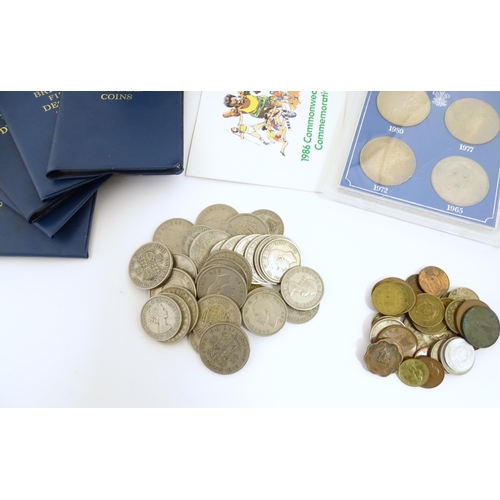 601 - Coins : a quantity of coinage and banknotes, to include five decimal sets, a cased 1965-1981 crown s... 