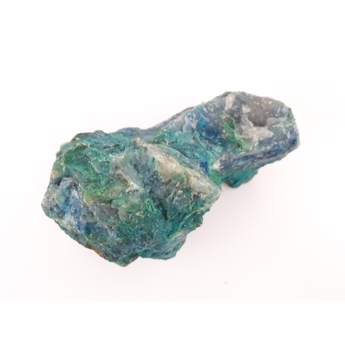 423 - Natural History / Geology Interest: A hardstone specimen geode. Possibly Chrysocolla. Approx. 4 1/4