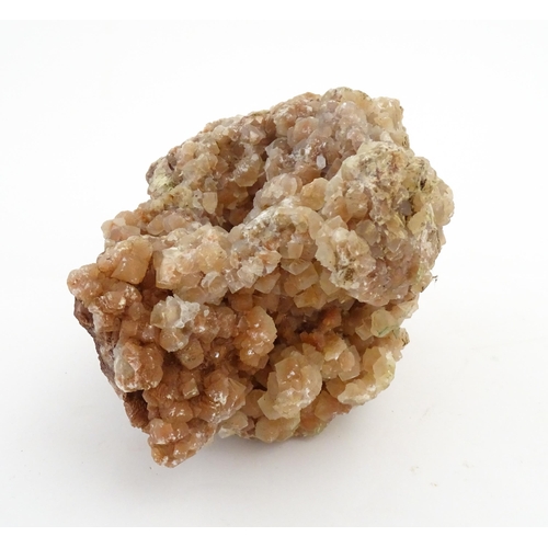 424 - Natural History / Geology Interest: A hardstone specimen geode. Possibly Aragonite (Sputnik). Approx... 