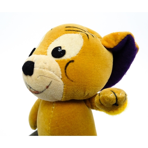 950 - Toys: A Merrythought plush toy depicting Jerry Mouse from Tom & Jerry. Together with a Merrythought ... 