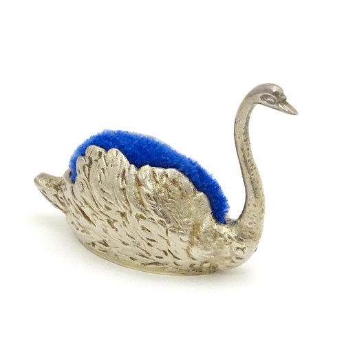 253 - A novelty silver pin cushion of swan form, hallmarked Sheffield 1977, maker J. B. Chatterley & Sons ... 