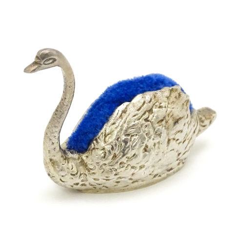 253 - A novelty silver pin cushion of swan form, hallmarked Sheffield 1977, maker J. B. Chatterley & Sons ... 