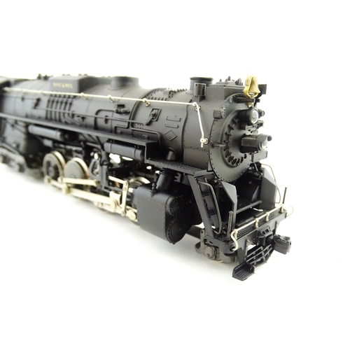 964 - Toys - Model Train / Railway Interest : Two scale model Rivarossi HO gauge locomotives comprising Ba... 