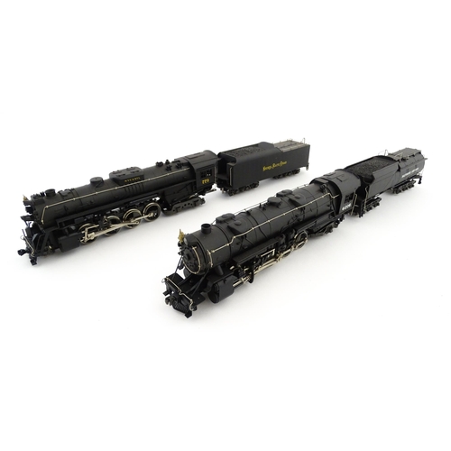 964 - Toys - Model Train / Railway Interest : Two scale model Rivarossi HO gauge locomotives comprising Ba... 