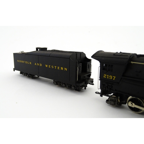 964A - Toys - Model Train / Railway Interest : Two scale model Rivarossi HO gauge locomotives comprising Un... 