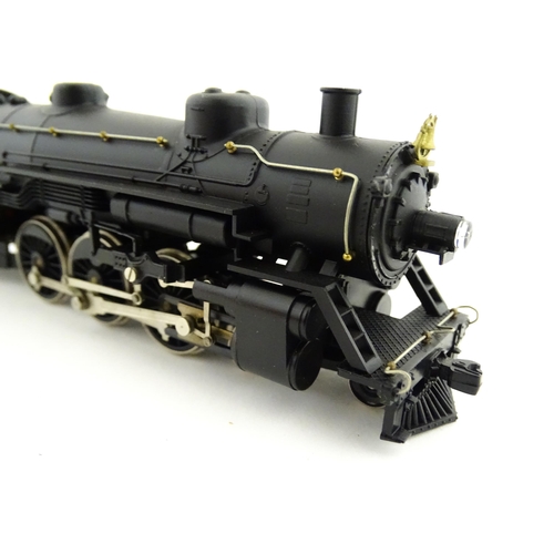 965 - Toys - Model Train / Railway Interest : Nine scale model HO gauge train carriages to include Rivaros... 