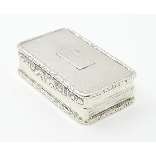 246 - A Geo IV silver snuff box hallmarked Birmingham 1826, maker John Betteridge. Approx. 3