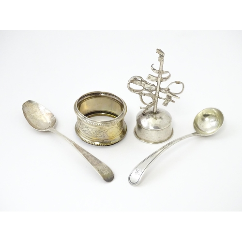 350 - Assorted silver and white metal items to include a napkin ring hallmarked 1925, a Geo III silver sal... 