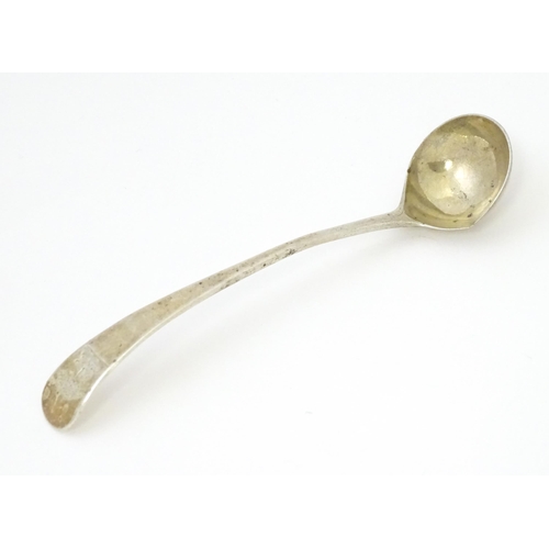 366 - A Geo IV silver salt ladle hallmarked London 1825 maker William Bateman. 4 3/4