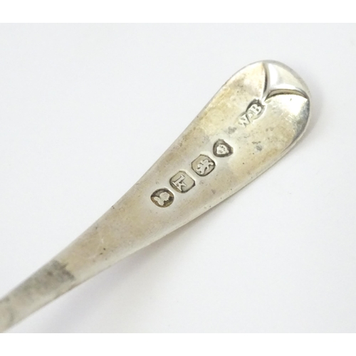 366 - A Geo IV silver salt ladle hallmarked London 1825 maker William Bateman. 4 3/4