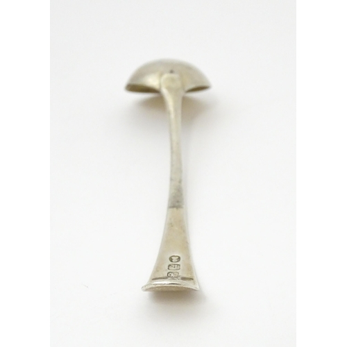 366 - A Geo IV silver salt ladle hallmarked London 1825 maker William Bateman. 4 3/4