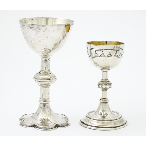 347 - Ecclesiastical Travelling communion wares to include white metal and silver plate chalice and paten ... 