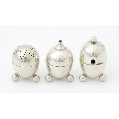 371 - A Mappin and Webb Princes' plate three piece silver plate cruet. The mustard pot approx 2