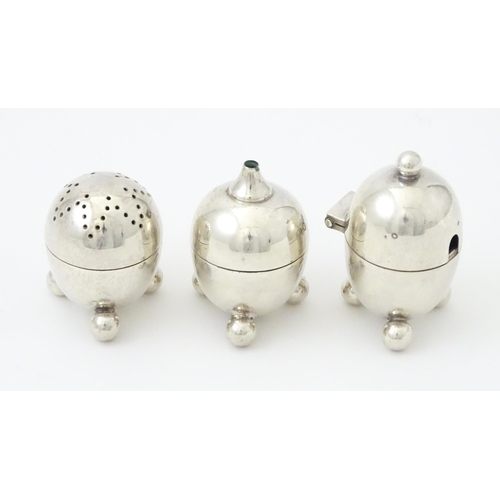 371 - A Mappin and Webb Princes' plate three piece silver plate cruet. The mustard pot approx 2