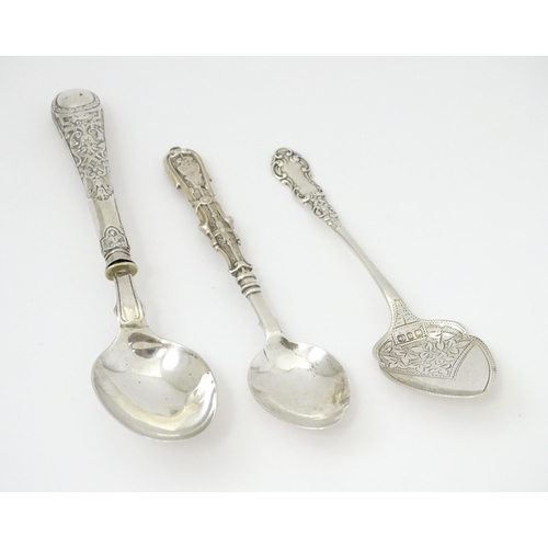 372 - Assorted items to include a Victorian silver preserve spoon hallmarked Birmingham 1896, a Victorian ... 