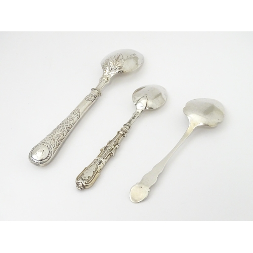 372 - Assorted items to include a Victorian silver preserve spoon hallmarked Birmingham 1896, a Victorian ... 