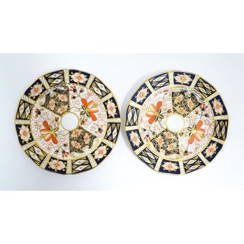 172 - A quantity of Royal Crown Derby tea wares decorated in the Imari palette to include plates, tea bowl... 