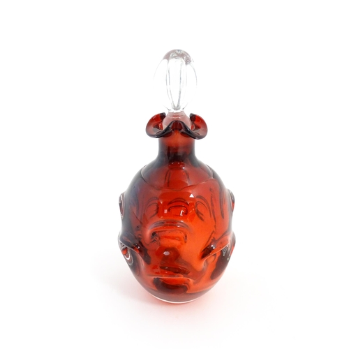 225 - A Swedish studio glass decanter designed by Borne Augustsson for Aseda Glasbruk. Approx. 11