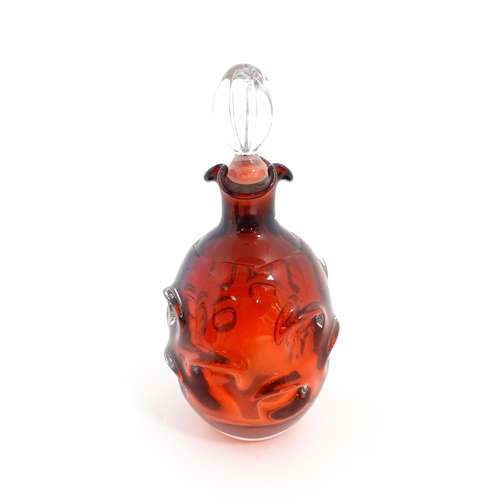 225 - A Swedish studio glass decanter designed by Borne Augustsson for Aseda Glasbruk. Approx. 11