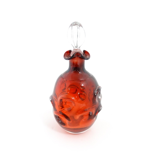 225 - A Swedish studio glass decanter designed by Borne Augustsson for Aseda Glasbruk. Approx. 11