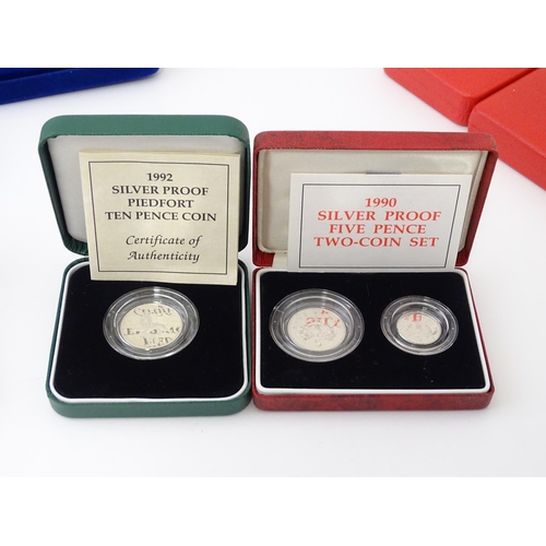 892 - Collectors Coins: A quantity of silver collectors coins to include Silver Proof Piedfort One Pound C... 