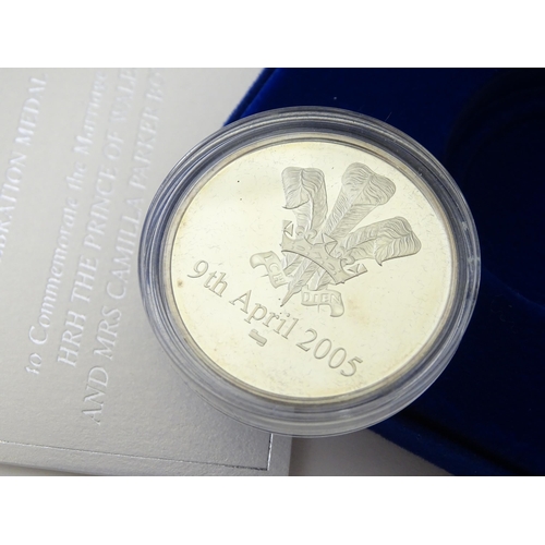 892 - Collectors Coins: A quantity of silver collectors coins to include Silver Proof Piedfort One Pound C... 