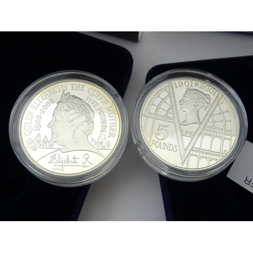 893 - Coins : assorted coins to include a Royal Mint silver proof crown commemorating the centenary of the... 