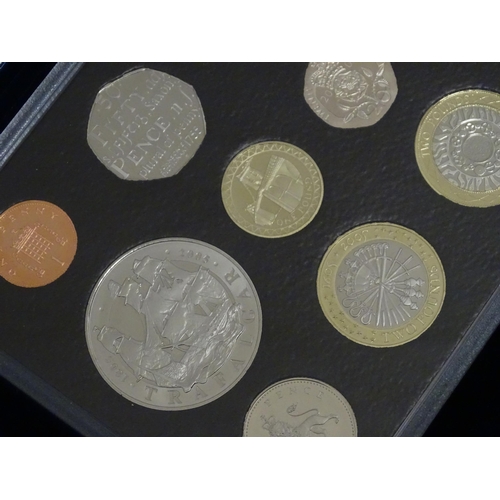 900 - Coins: A quantity of Queen Elizabeth II United Kingdom Royal Mint proof coin collections for the yea... 