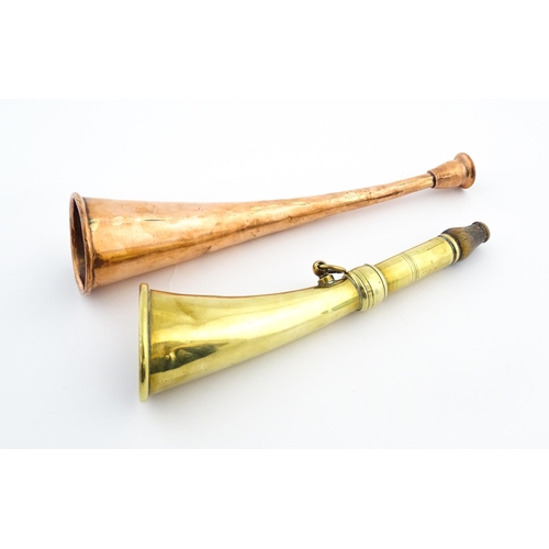 1082 - A Victorian copper Hunting horn, approx 8 1/2