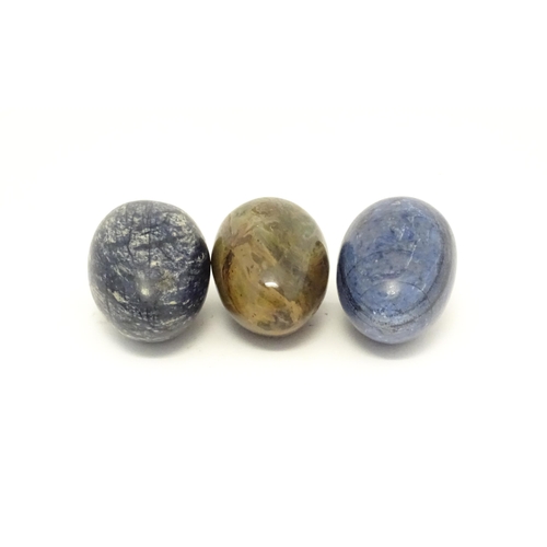 1102 - Natural History / Geology Interest: Three polished hardstone specimen eggs to include a lapis lazuli... 