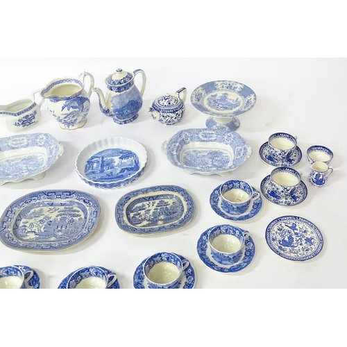 171A - A quantity of assorted blue and white wares to include Palissy Pottery coffee / hot water pot, cups,... 