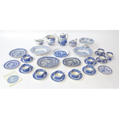 171A - A quantity of assorted blue and white wares to include Palissy Pottery coffee / hot water pot, cups,... 