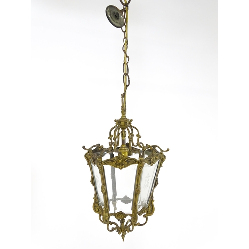 1401 - A 20thC pendant light of hexagonal lantern form. Approx. 18