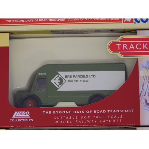 958 - Toys: A quantity of die cast scale model Trackside vehicles by Corgi, Lledo and Days Gone, to includ... 