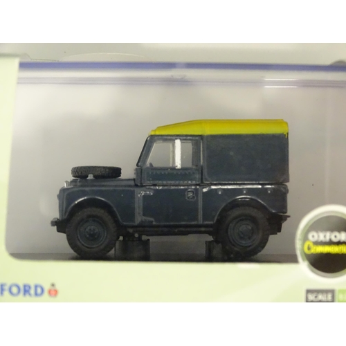 959 - Toys: A quantity of die cast scale model Oxford Fire / Military / Commercial vehicles to include RAF... 