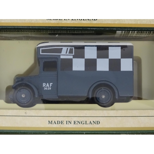 961 - Toys: A quantity of assorted die cast scale model vehicles to include Lledo Days Gone 1939 Ford Fire... 