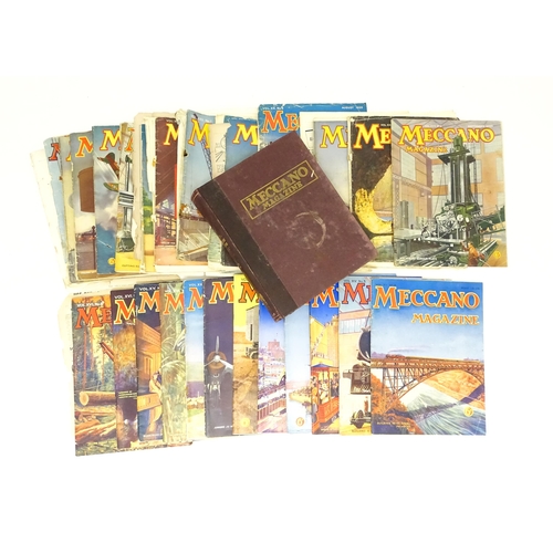 963 - Toys: A quantity of 1930s and 1940s Meccano magazines