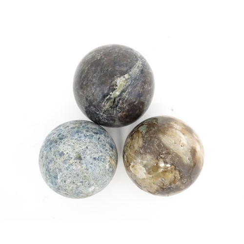 1104 - Natural History / Geology Interest: Three polished hardstone specimen spheres to include a labradori... 