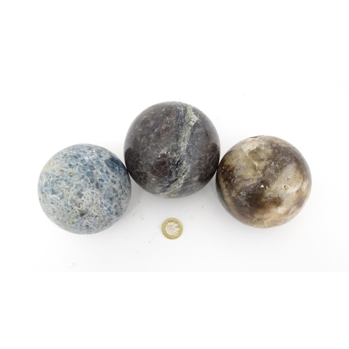 1104 - Natural History / Geology Interest: Three polished hardstone specimen spheres to include a labradori... 