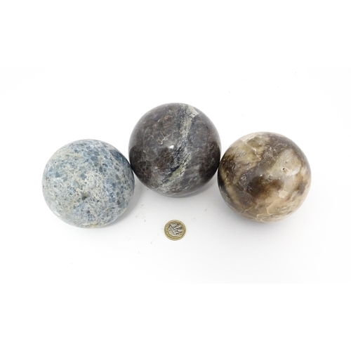 1104 - Natural History / Geology Interest: Three polished hardstone specimen spheres to include a labradori... 