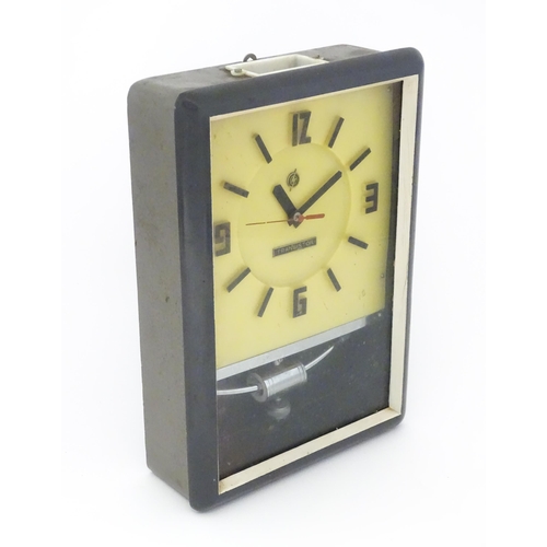 1454 - A retro vintage' Transistor ' wall clock.  Approx. 15